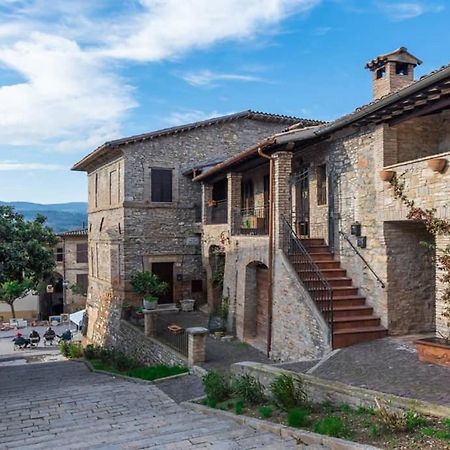 Alloggio Flaminia con parcheggio di proprietà! Bevagna Extérieur photo